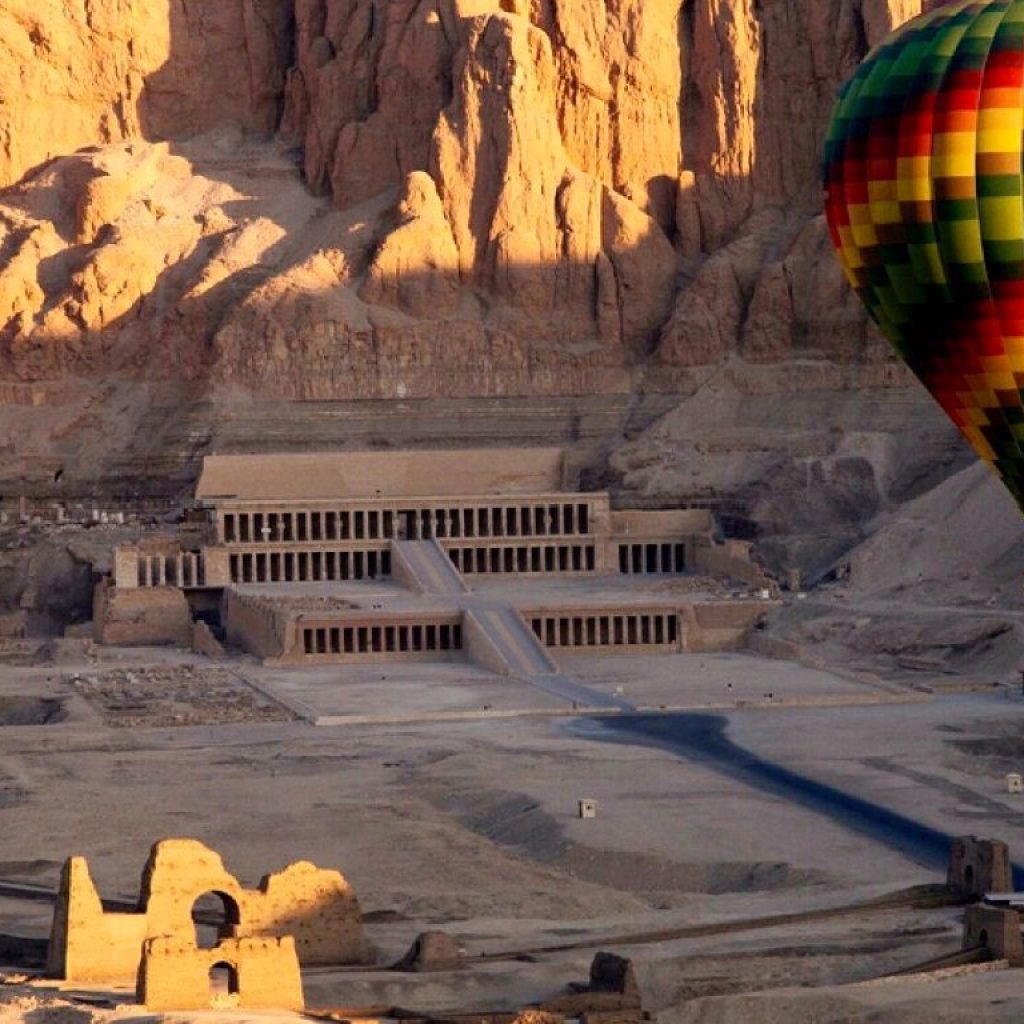 Hodhodsoliman Hot Air Balloon Ride luxor Egypt